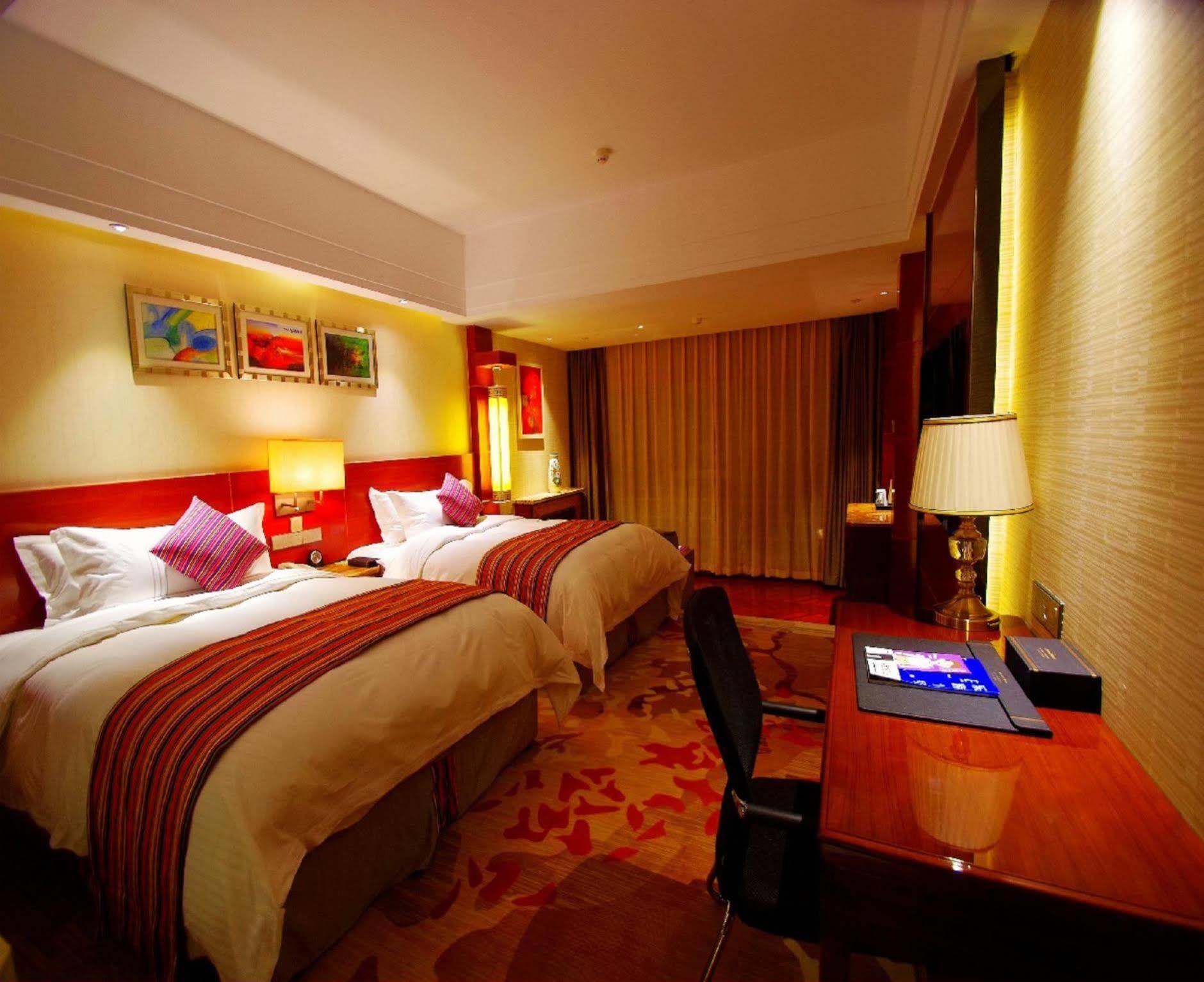 Howard Johnson Tian Yuan Jiuzhaigou Luaran gambar